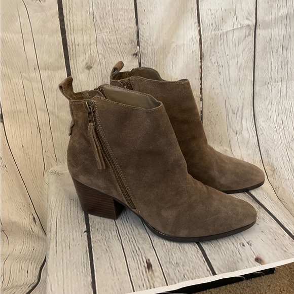 Sole Society So Mira taupe boots - Picture 4 of 10